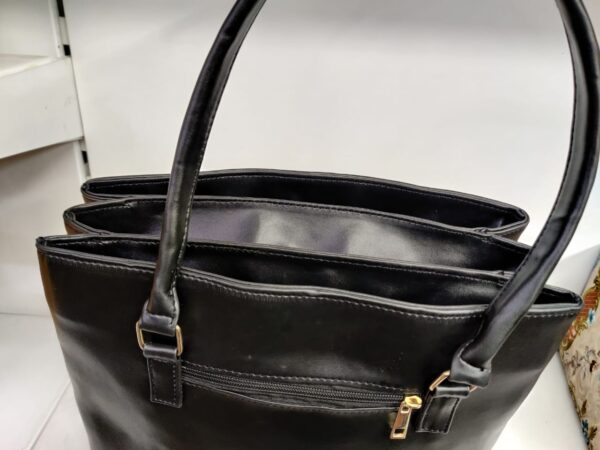 5 Zipper - Image 2