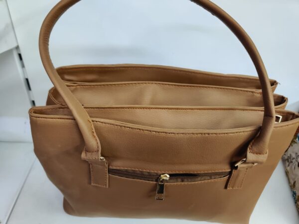 5 Zipper - Image 2